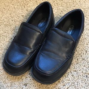 Like new boys black dress shoes size 2.5